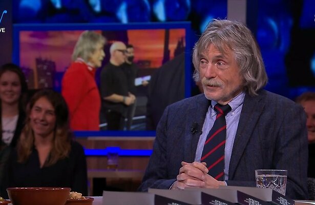 Johan Derksen haalt keihard uit naar koningshuis